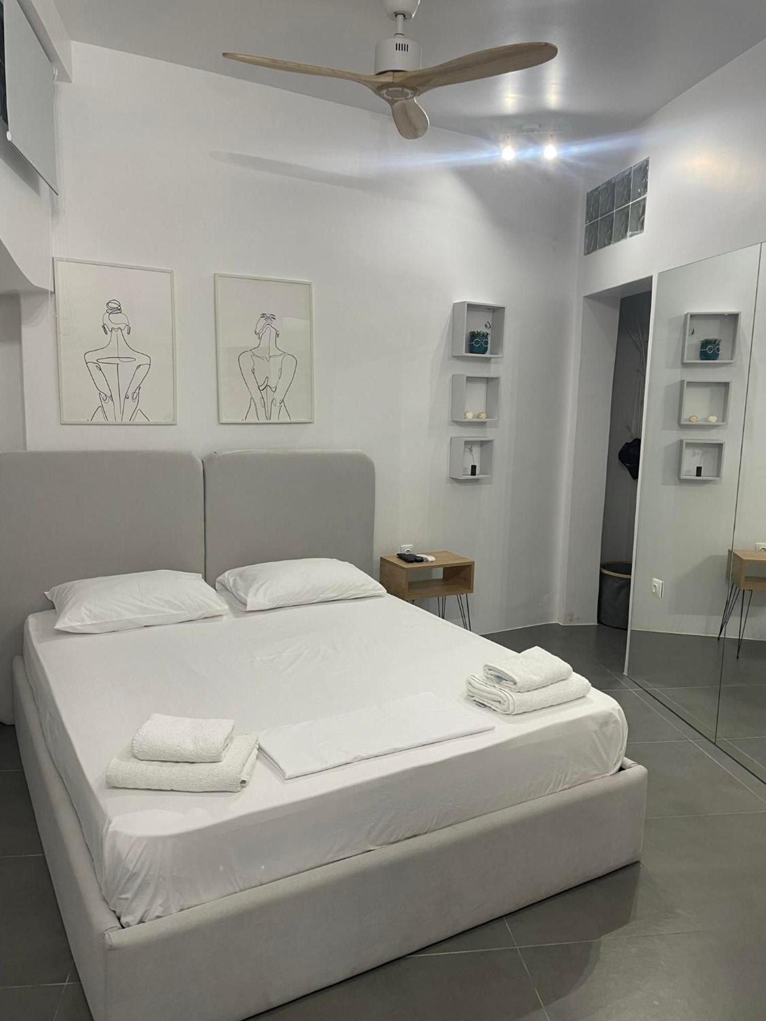 Asterias Apartment Skyros Bagian luar foto